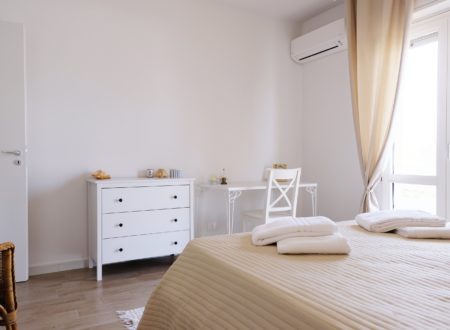 The tone-on-tone colors create harmonious color combinations in the master bedroom
